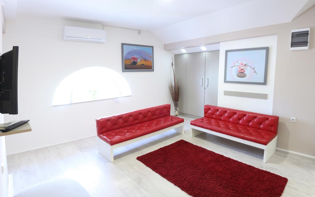 Smestaj Olivera Niska Banja Exterior foto